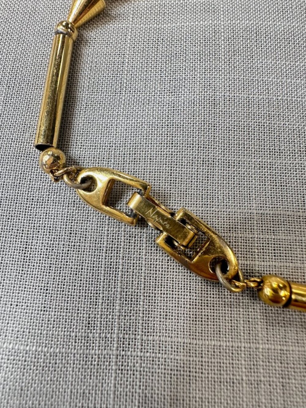 Vintage Napier Gold Tone Triangular Cone Necklace - Picture 6 of 9